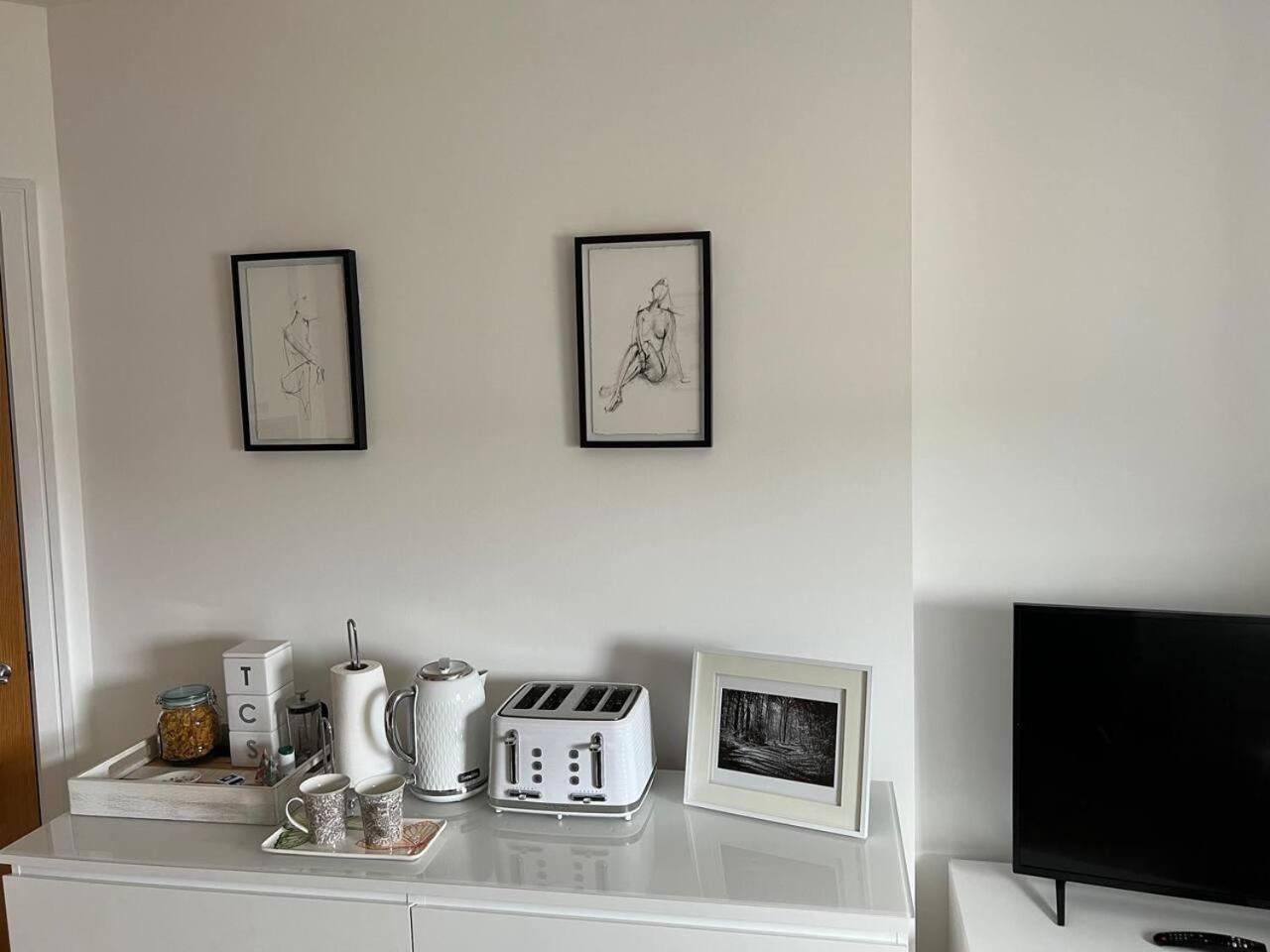 Stylish Flat Near Appartamento