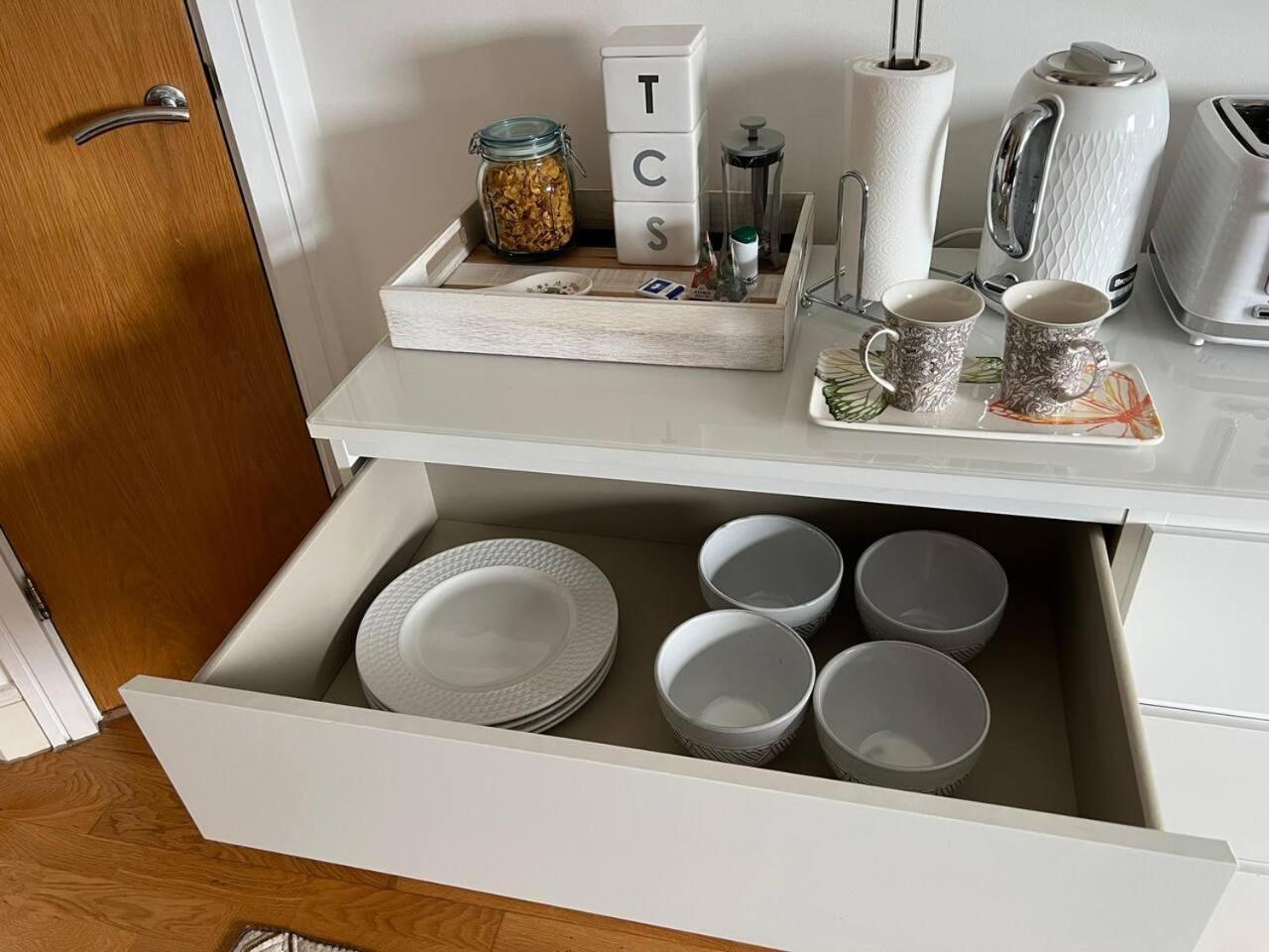 Stylish Flat Near * Londra